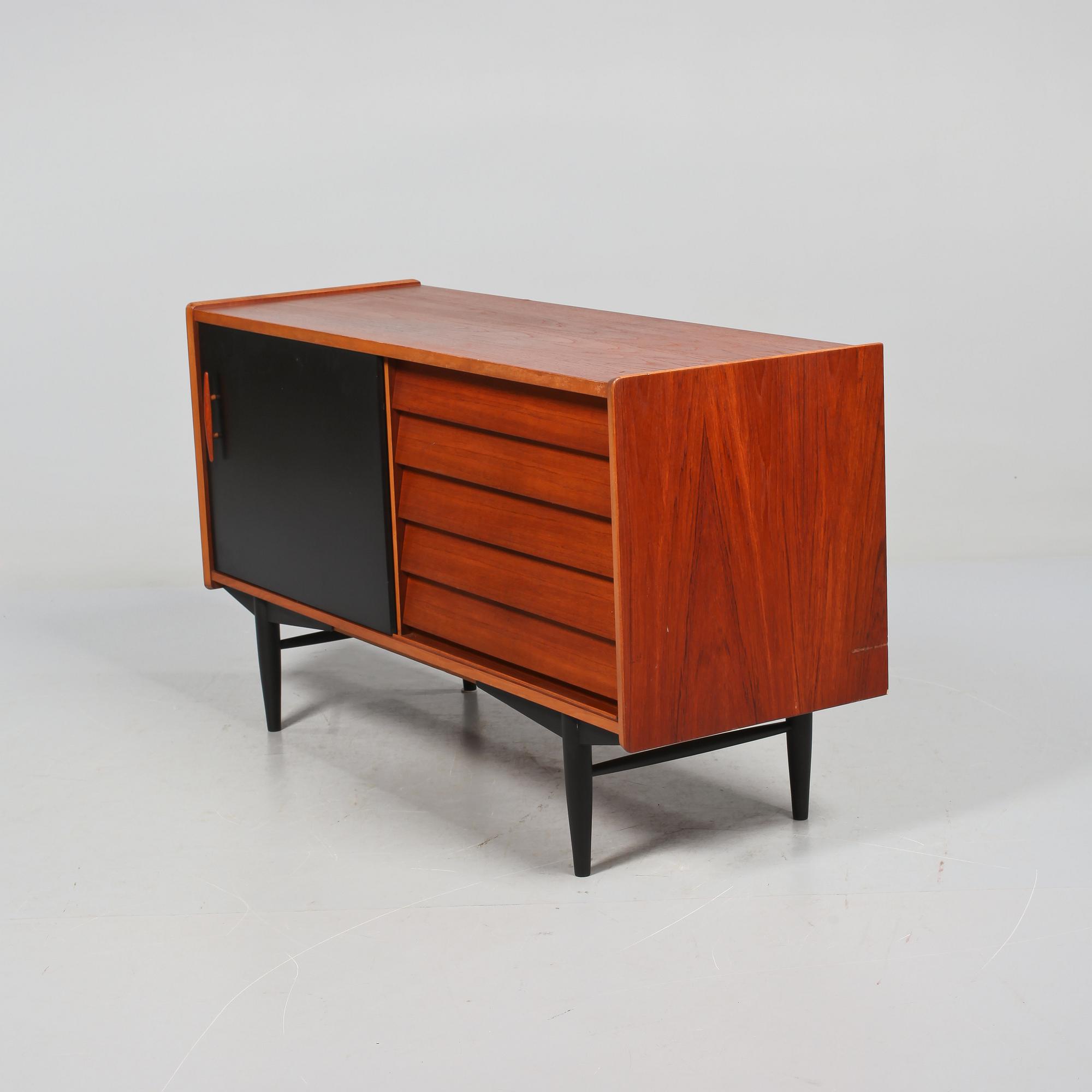SIDEBOARD, Hugo troeds, Bjärnum, 1950/60-tal.