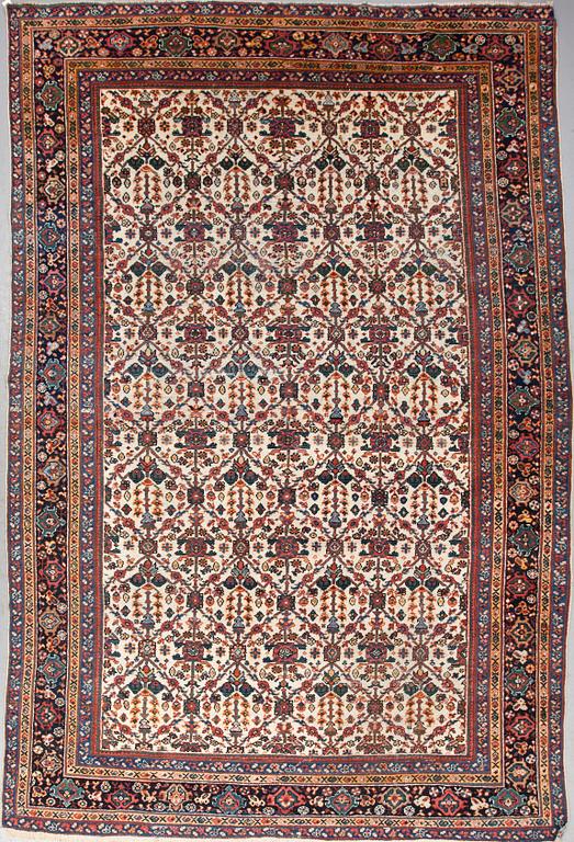 MATTA, semiantik/antik, Sarouk sannolikt, ca 339 X 227 cm.