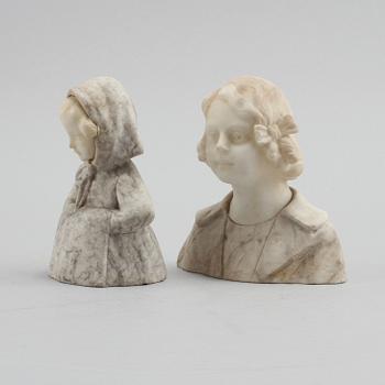 BYSTER, 2 st, alabaster och sten, 1900-tal.