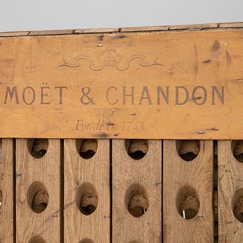 A wine stand, pupitre for champagne, Moët & Chandon.