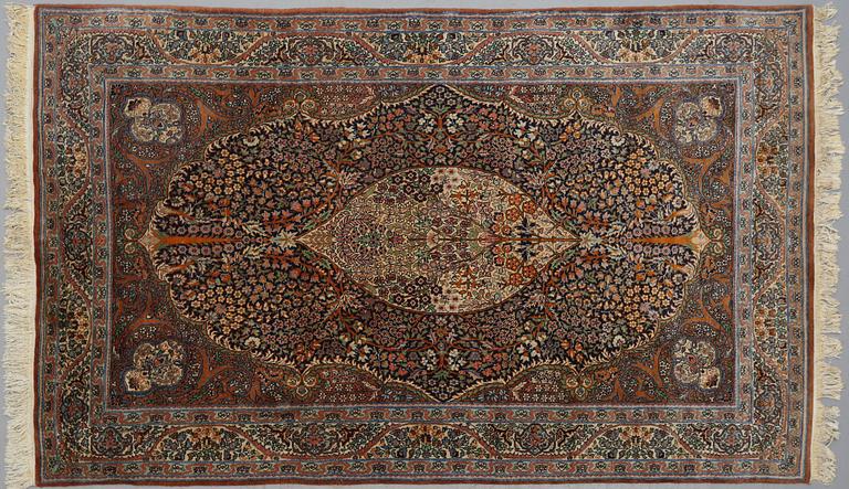 MATTA, orientalisk, ca 266 x 138 cm.