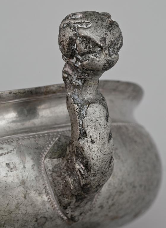 KALLSKÅL, tenn, 1700/1800-tal.