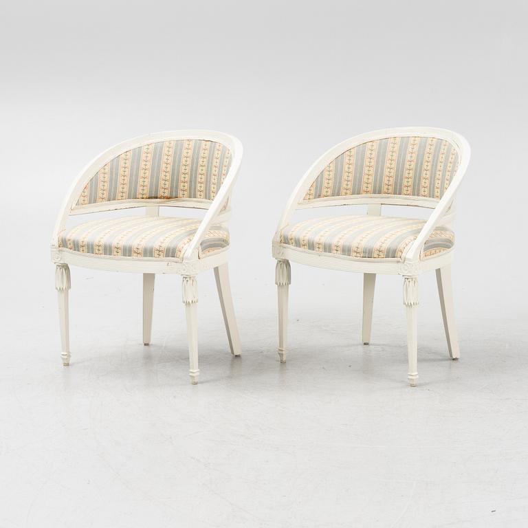 Pair of armchairs, Gustavian style, first half of the 20th century.