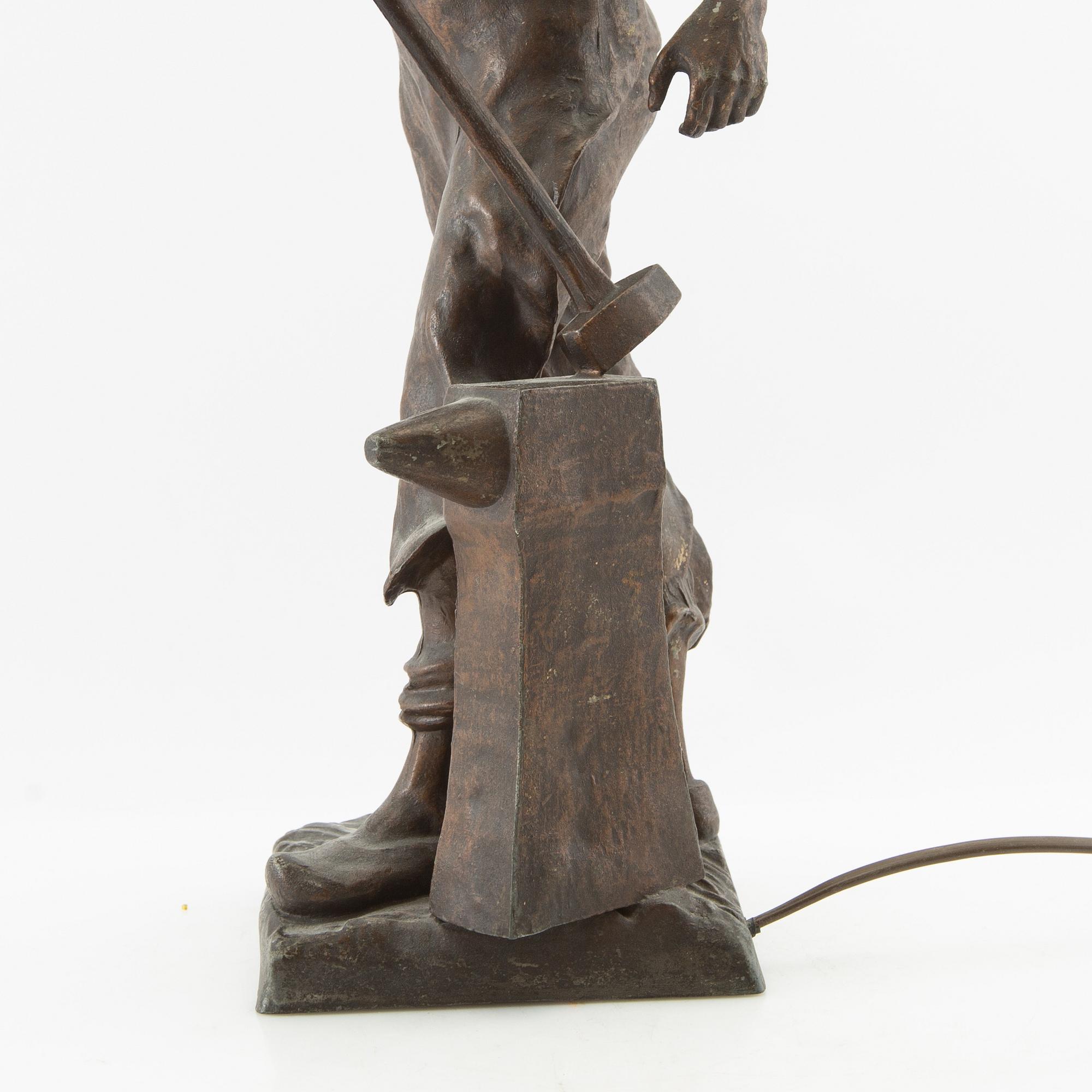 Bordslampa 1900-talets första hälft.