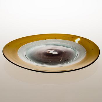 KAJ FRANCK, A 1960s glass 'Ring plate', signed Kaj Franck, Nuutajärvi Notsjö.