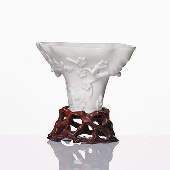 A Chinese blanc de chine libation cup, Qing dynasty, Kangxi (1662-1722).