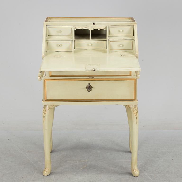 A SECRETAIRE, late 18th / early 19th century.