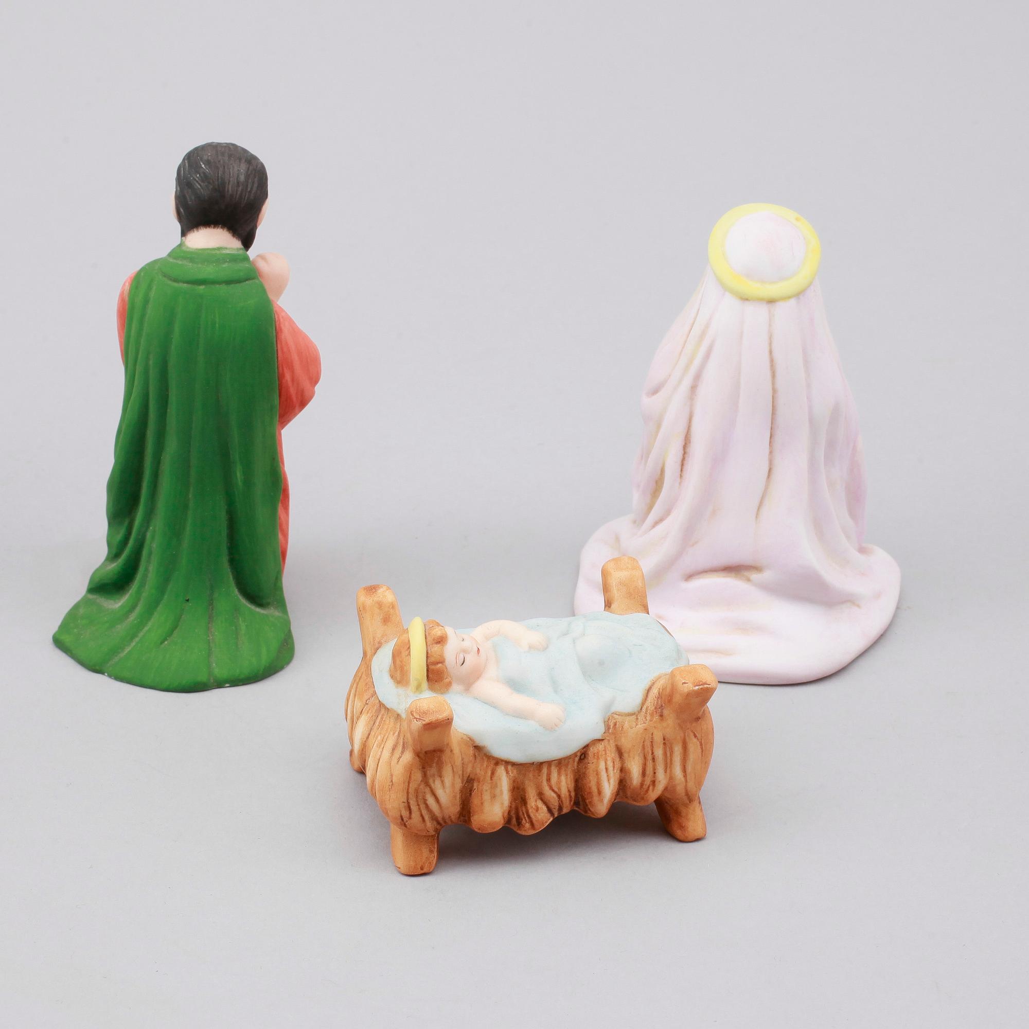 JULKRUBBA, 15 delar, porslin, efter Jenny Nyström, Kalmar Länsmuseum.