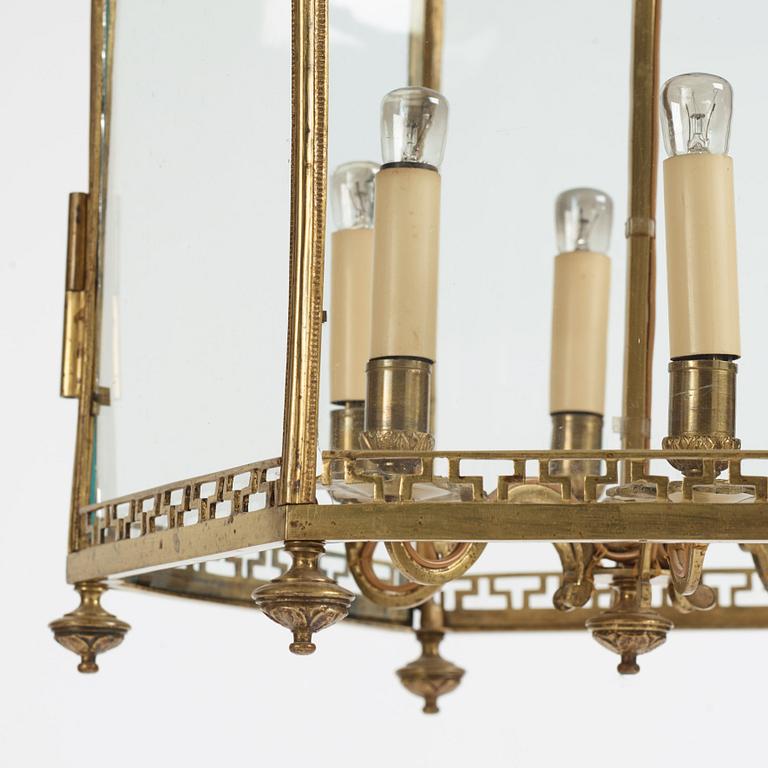 A Gustavian-style 19th century six-light lantern.