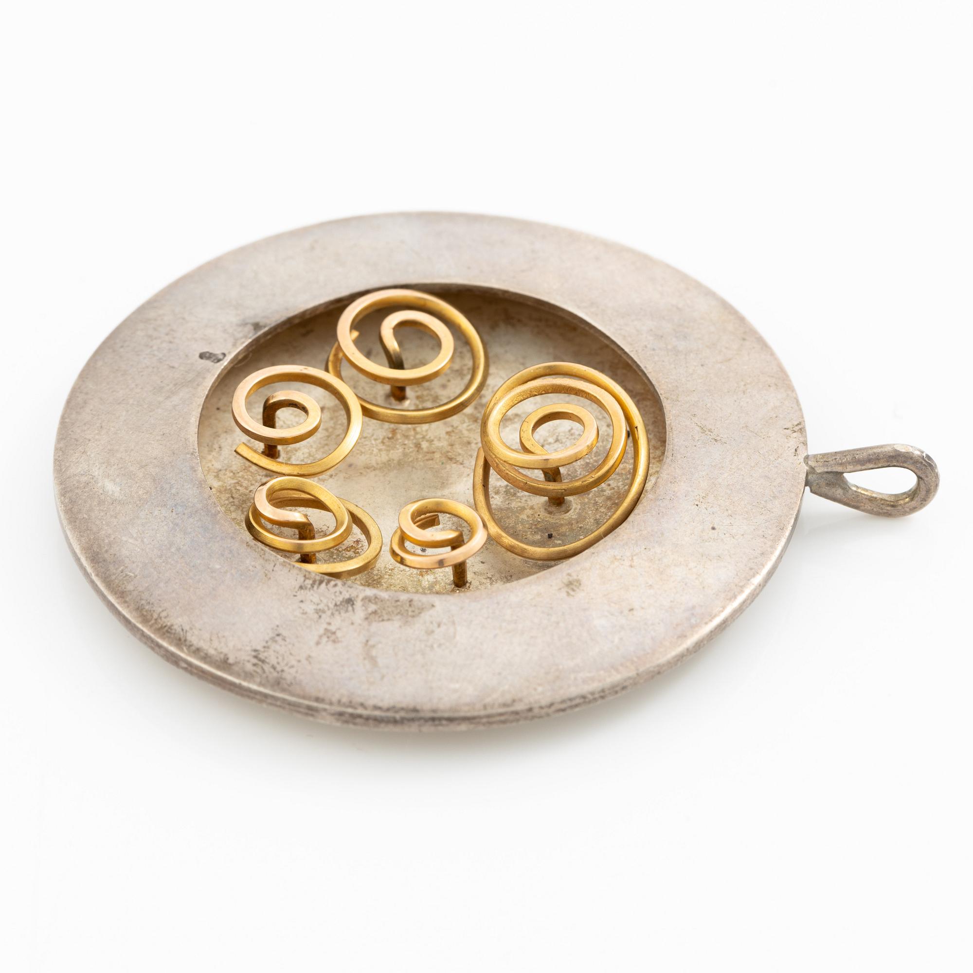 Karlheinz Sauer, pendant, silver and 14K gold.
