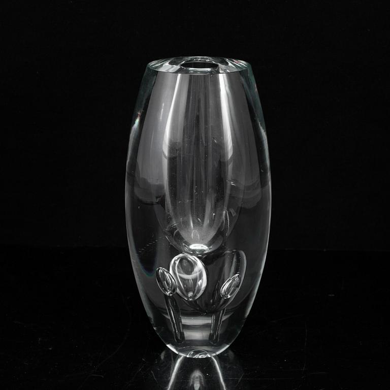 TIMO SARPANEVA, a "Claritas" glass vase, Iittala, Finland 1987.