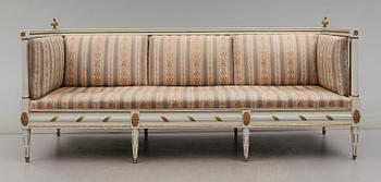 SOFFA, sengustaviansk, omkring år 1800.