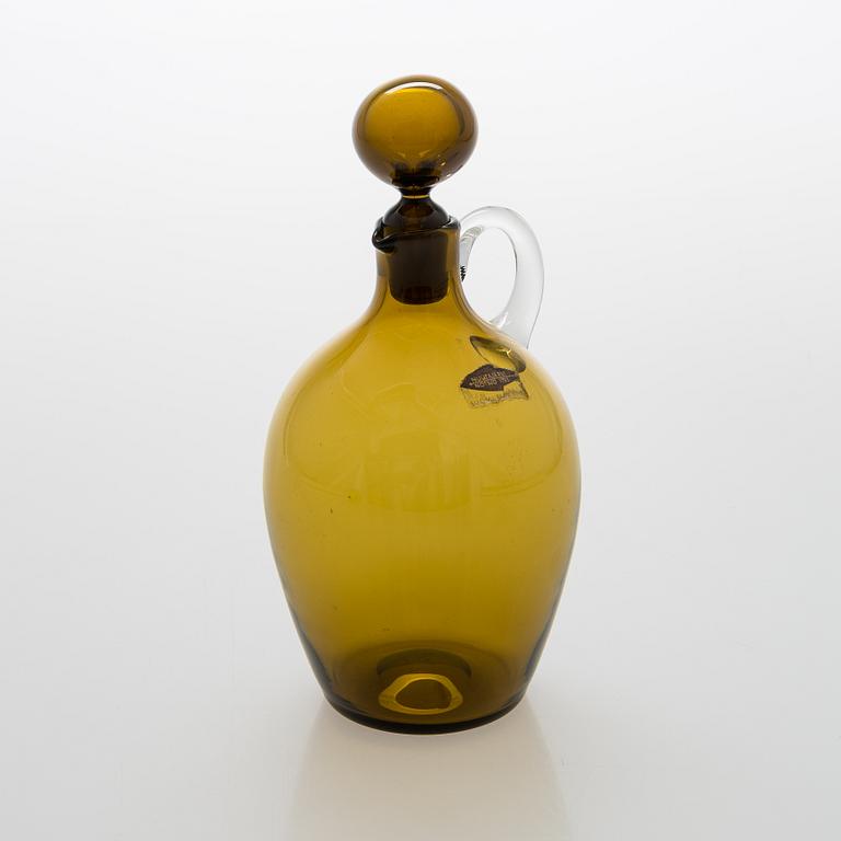 Saara Hopea, karahvi laseineen, 5 kpl, malli 2501, Nuutajärvi. Mallit suunniteltu 1959.