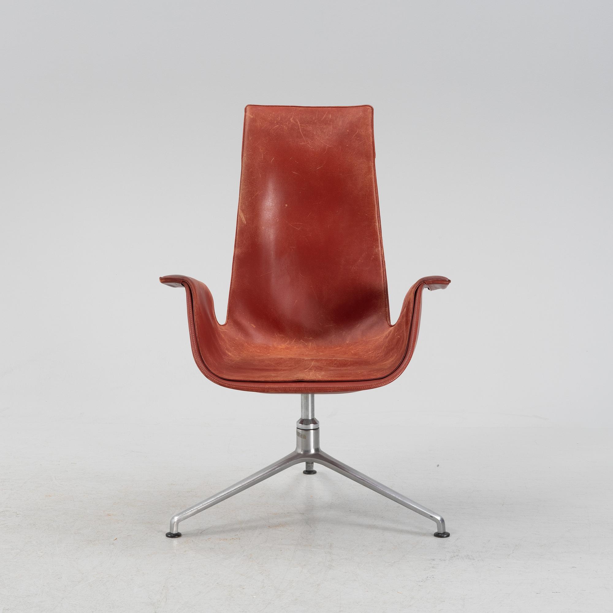 A model FK 6725 armchair by Fabricius & Kastholm for Kill International.
