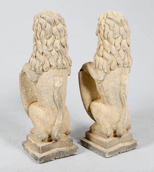 TRÄDGÅRDSSKULPTURER, 1 par, stenmassa, samtida.