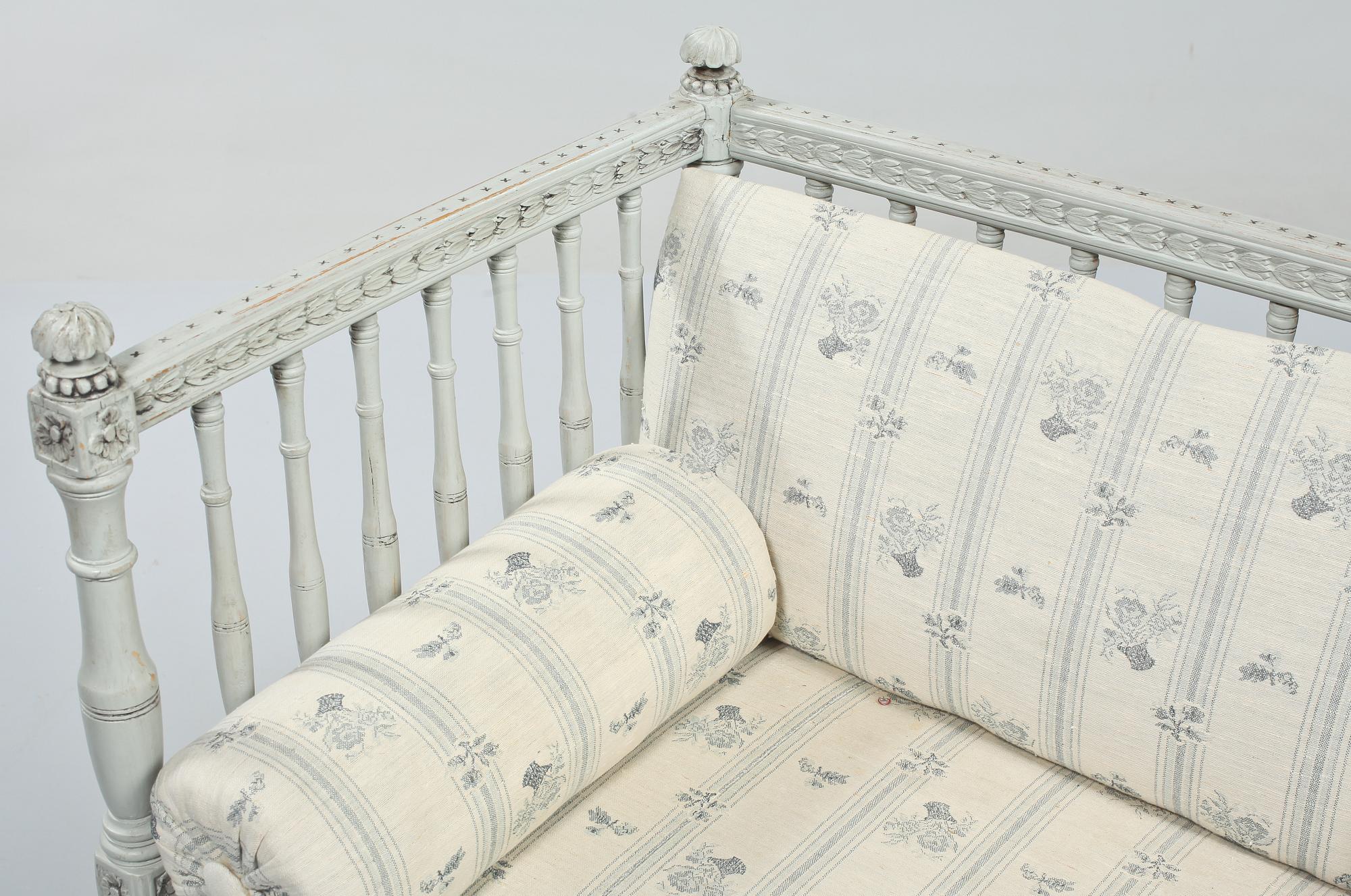 SOFFA, sengustaviansk stil,1800-tal.