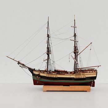 MODELLBÅT, trä, 1900-talets första hälft.