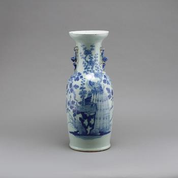 GOLVVAS, porslin, Kina, sen Qing, omkring år 1900.