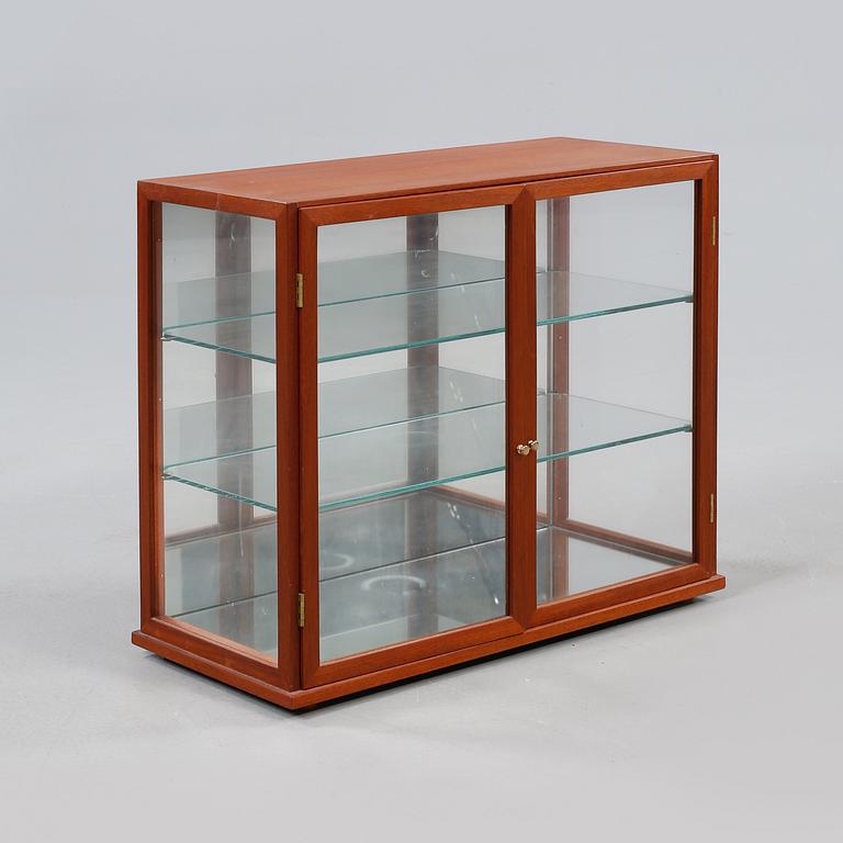 BORDSVITRIN, omkring 1900-talets mitt.