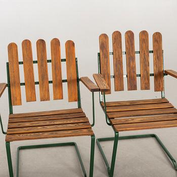 ARTHUR LINDQVIST karmstolar 4 st samt stolar 2 st Grythyttan A2 1900-talets mitt.