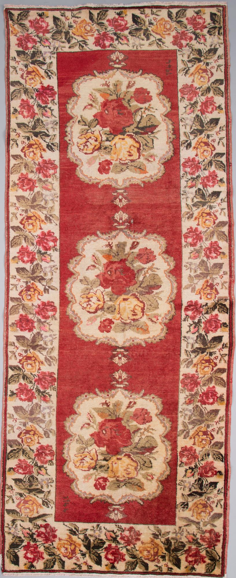 MATTA, Isparta, Turkiet. Ca 300x115 cm.