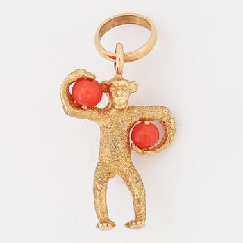 18K gold and coral charm,  Uno A Erre.