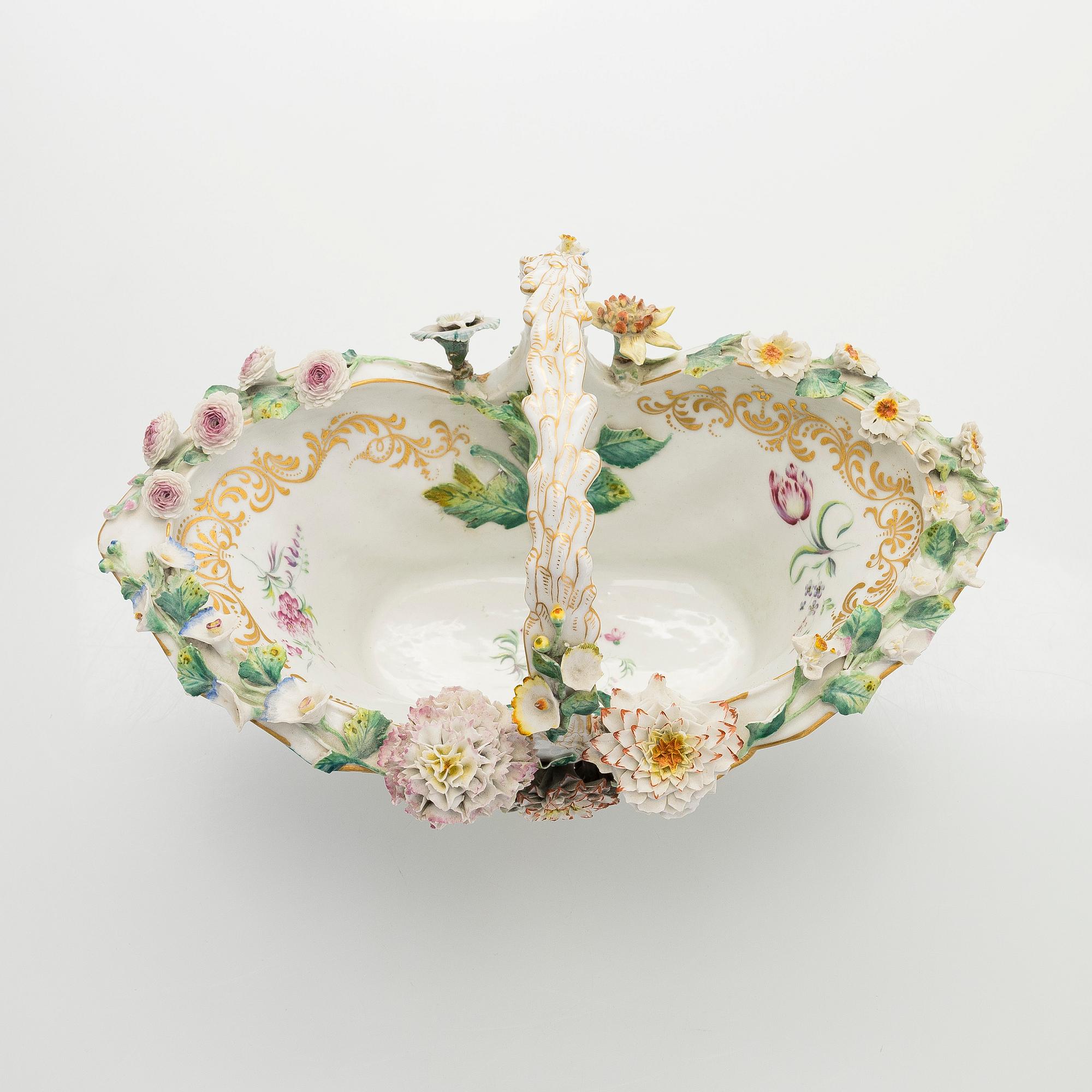 A rare porcelain basket, Imperial porcelain manufactory, St Petersburg, Tsar Nicholas I (1825-55).