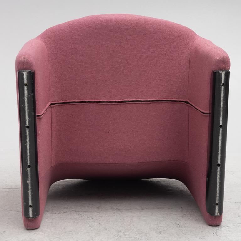 Pierre Paulin, a pair of "Ben" armchairs for Artifort, France, later part of the 20th century.