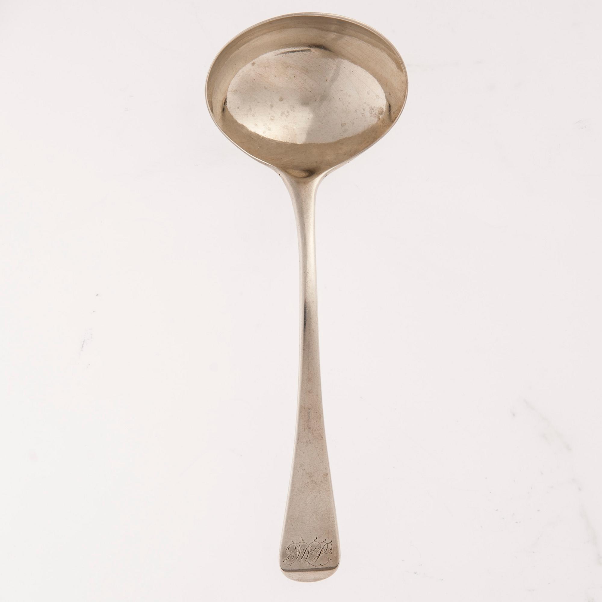 SÅSSLEV, silver, London 1798. Vikt 55 g.