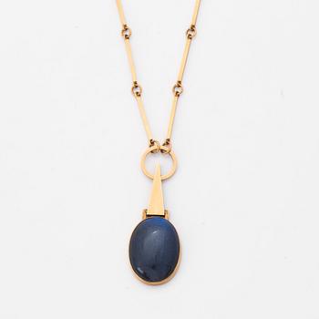 Wiwen Nilsson, a 18K gold and cabochon cut labradorite collier, Lund Sweden 1957.