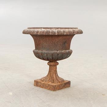 Trädgårdsurna 1900-talets början gjutjärn.