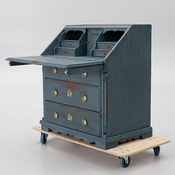 A chiffonnier, 19th century.