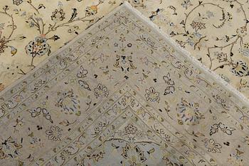 A Keshan carpet, 405 x 304 cm.
