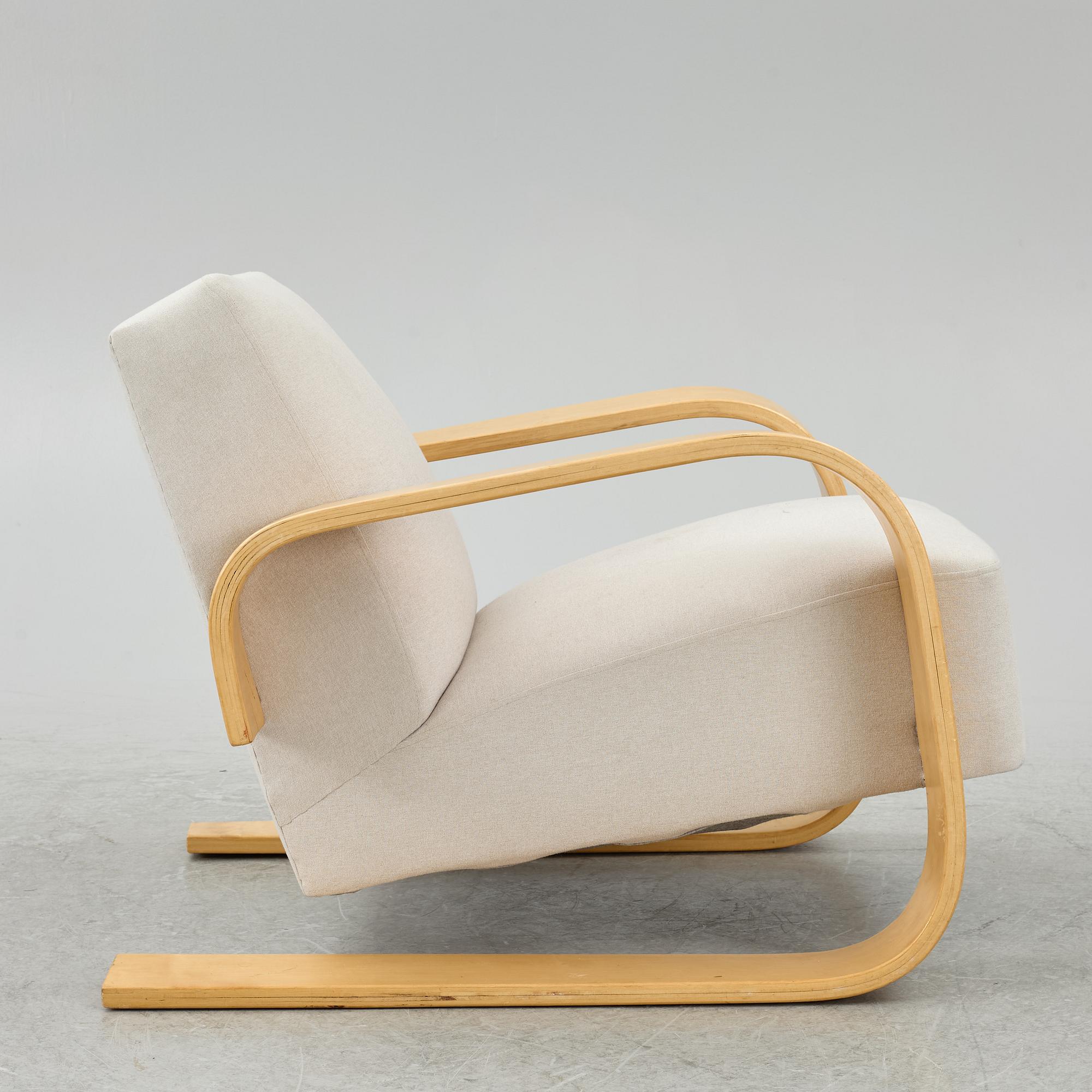 Alvar Aalto, a 'Tank' armchair model 400, Artek, Finland.