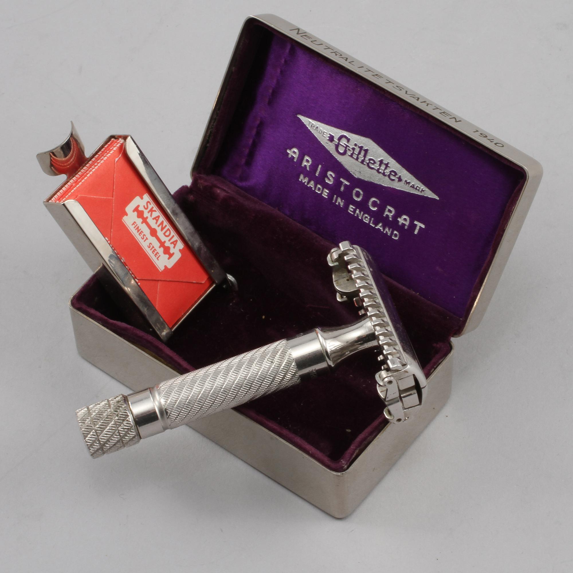 RAKHYVEL, vitmetall, "Aristocrat", Gillette, England, 1900-talets första hälft.