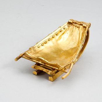 SLÄDE, brons, ostämplad, troligen Ryssland, 1900-talets första hälft.