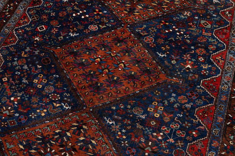 Matta, antik Khamseh, ca 200 x 152 cm.