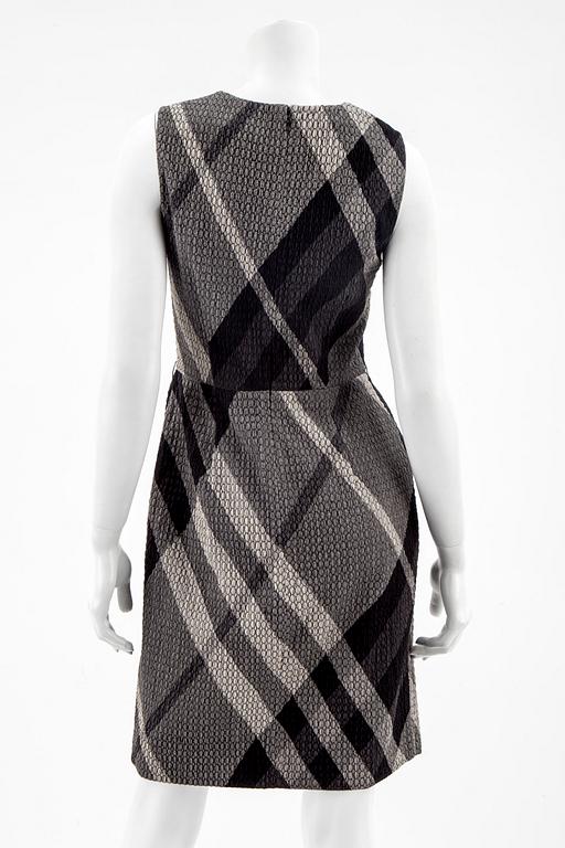 KLÄNNING, Burberry.