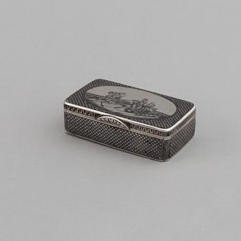 A Russian parcel gilt silver niello box, unidentified makers mark, Moscow 1896-1908.