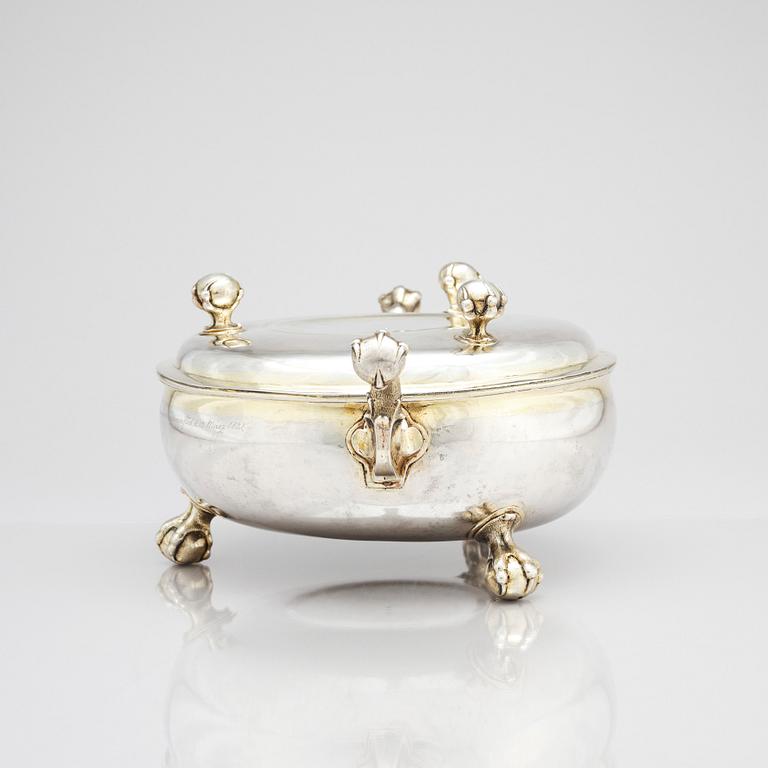 A Swedish late 17th century parcel-gilt silver bowl, Nicolaus Breuman, Stockholm (1666-1676 (77)).