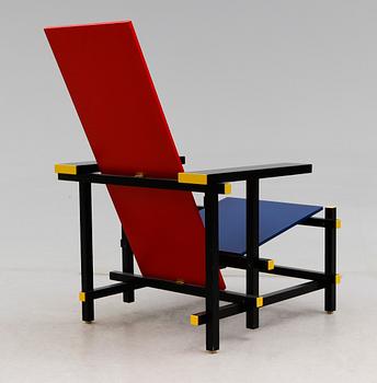 STOL, "Red / Blue chair", efter Gerrit Thomas Rietveld, 1900-talets tredje kvartal.