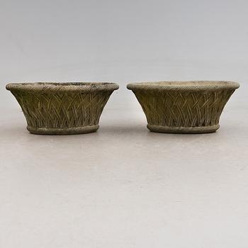 TRÄDGÅRDSURNOR, 1 par, 2000-tal.