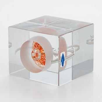 Oiva Toikka, årskub, signerad Oiva Toikka, Nuutajärvi 1985, 612/2000.