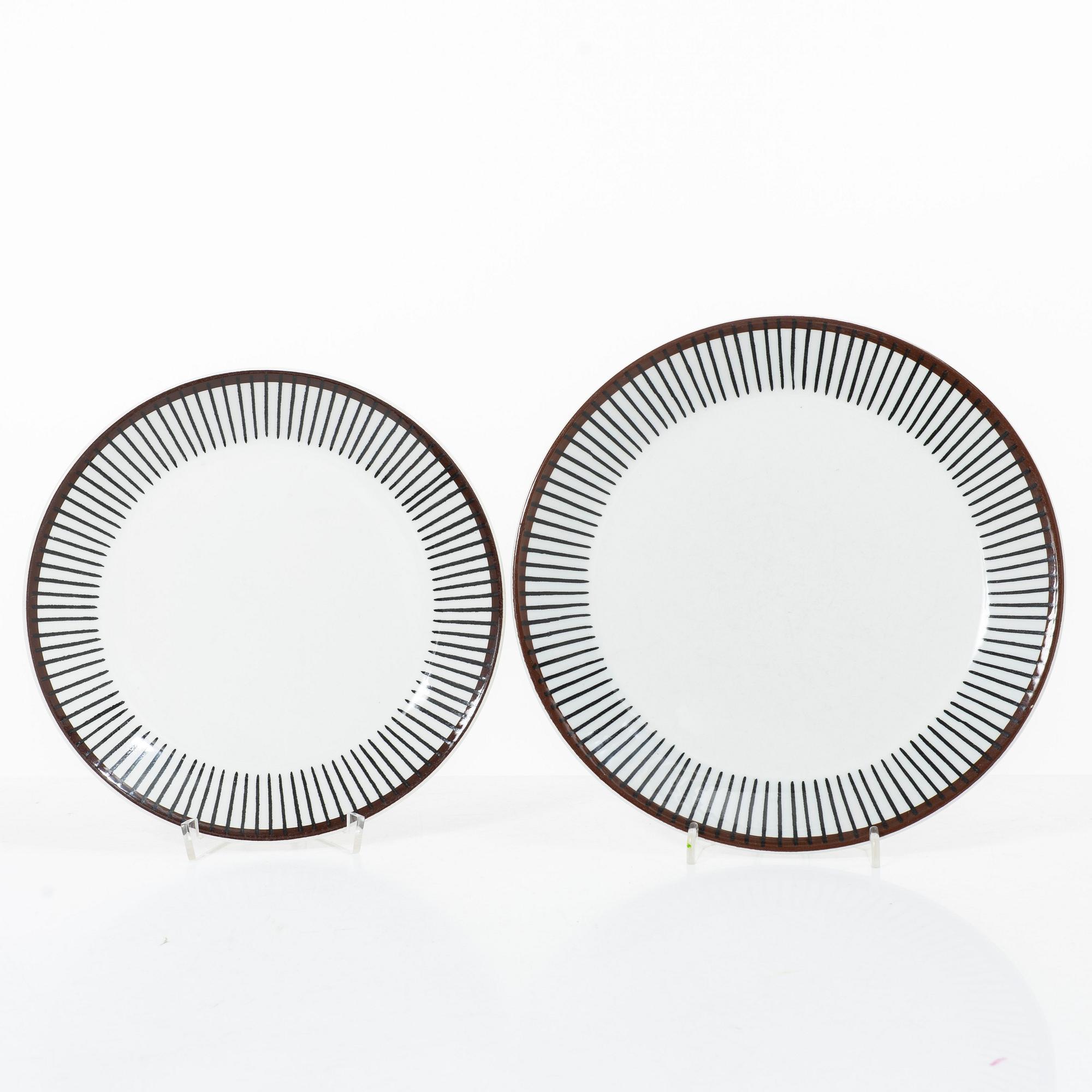 Stig Lindberg, a 36 piece 'Spisa Ribb' service, Gustavsberg.