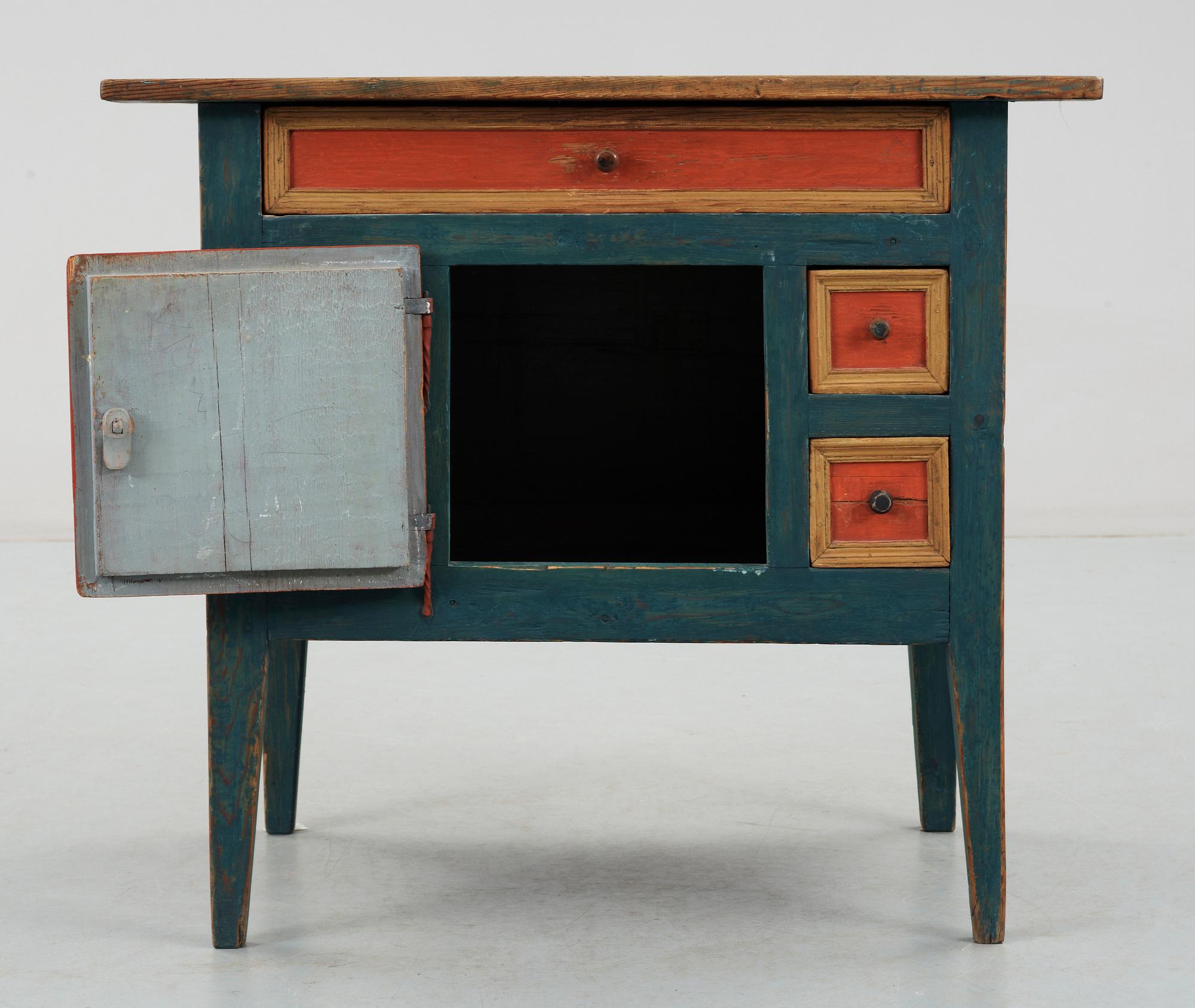 MÖSSBORD, 1800-tal.