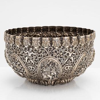 A silver bowl, from India/ Sri Lanka, possibly early 20th century.