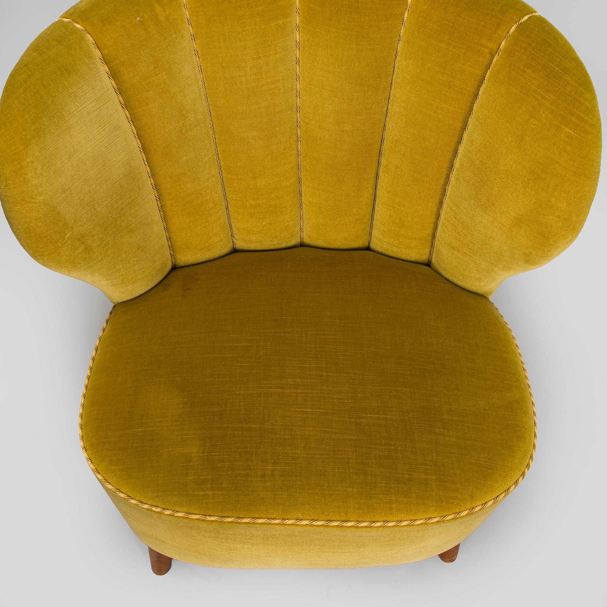 Nojatuolipari, 1900-luvun puoliväli.