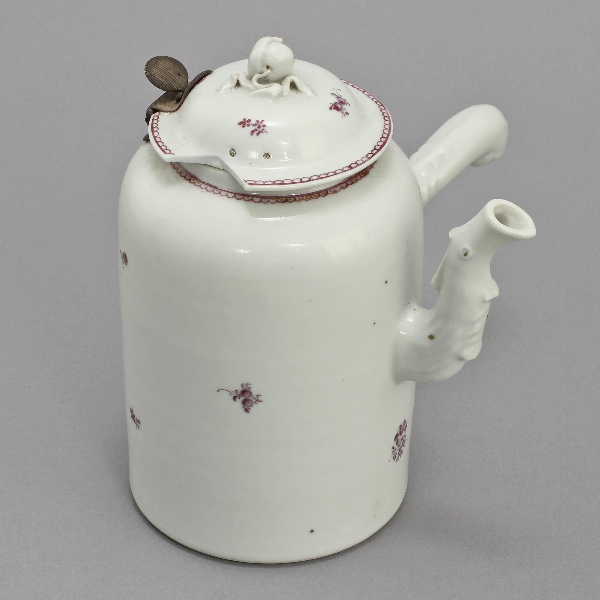 KAFFEKANNA, samt KAFFEKOPPAR, 2 st, porslin, Kina, 1700/1800-tal.