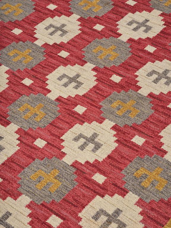 Anna-Greta Sjöqvist, rug, flat weave, approx. 215 x 152 cm, signed AGS.