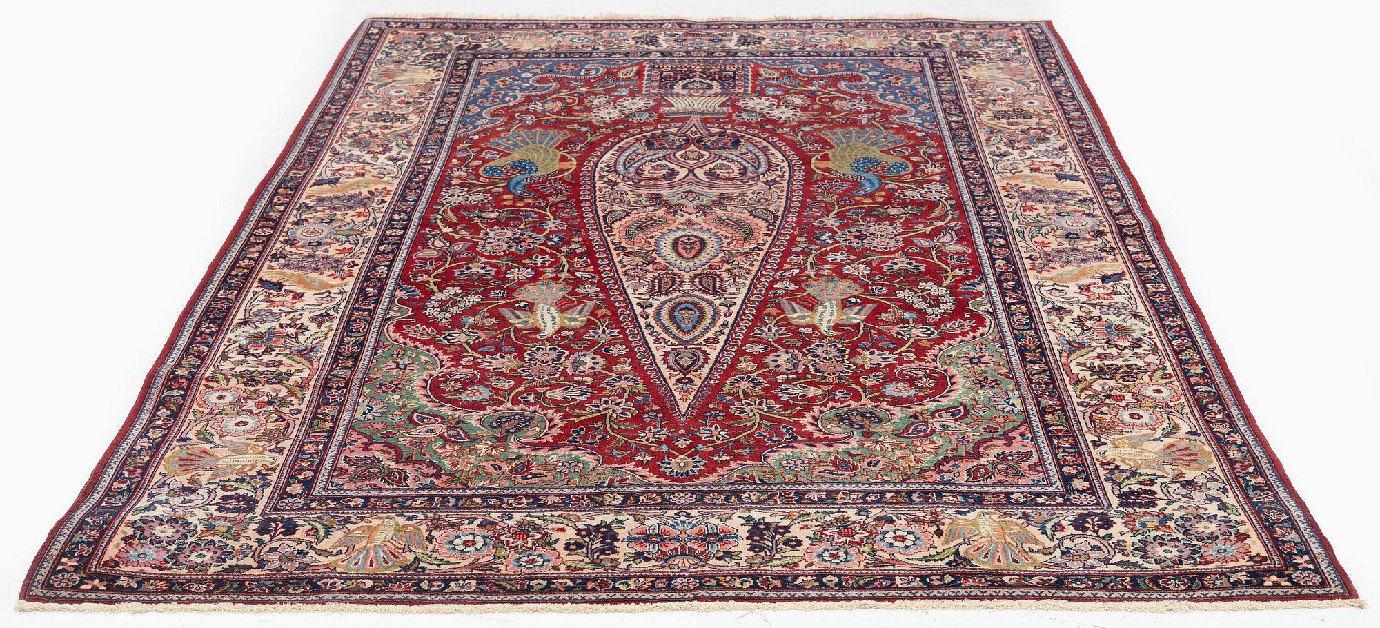 A semi-antique Keshan rug, c. 216 x 137 cm.